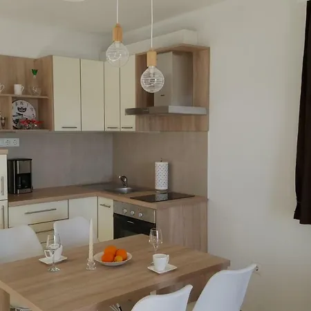 Anaivana * Τρογκίρ