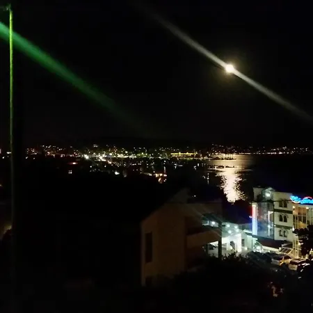 Διαμέρισμα Anaivana