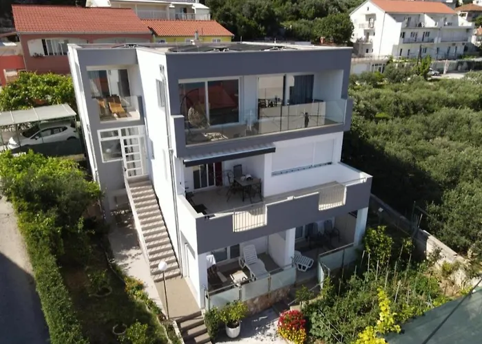 Anaivana Appartement *